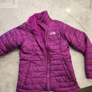 The North Face Girl's Mossbud Swirl Reversible Jacket M